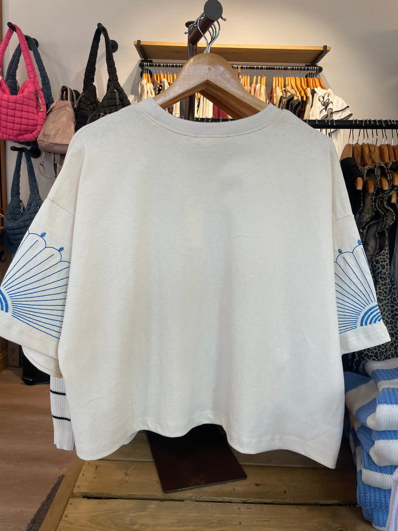 Sun Ray Sleeve Tee