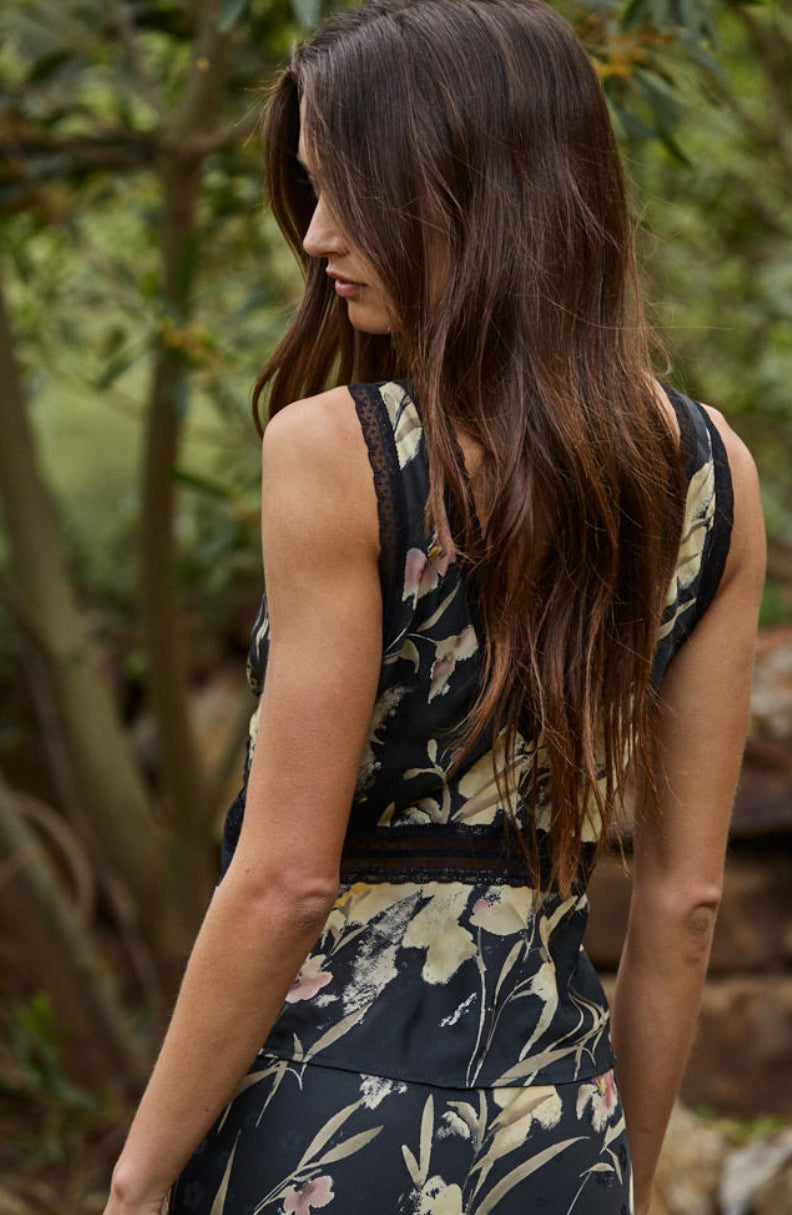 Madelyn's Floral Sleeveless Top