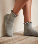 Movement Classic Ruffle Sock