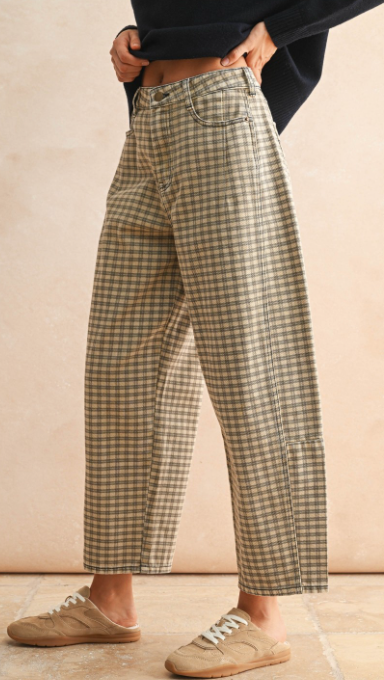 Mini Checkered Barrel Jeans