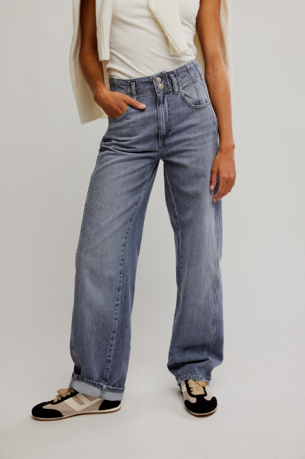 Aster Straight Leg Jean