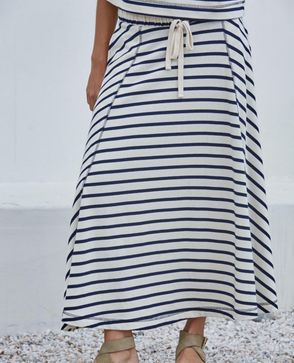 Cream/Navy